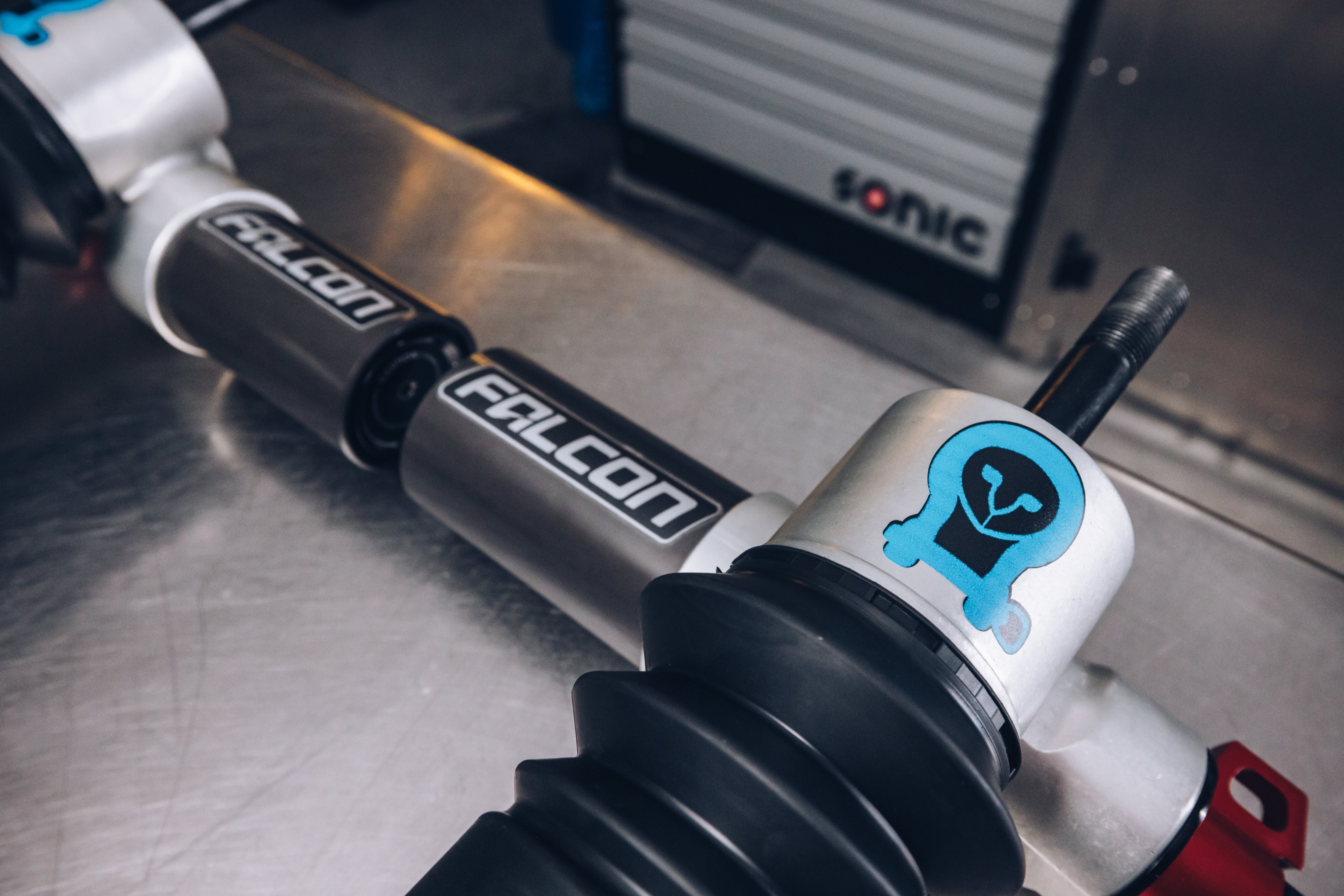 Sprinter Struts : Arrow Pro Series Adjustable (2015+ AWD and 4x4)