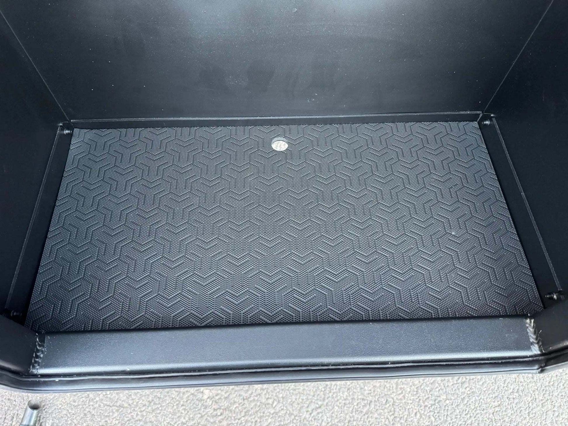 van storage box Alpine Box interior with patterned base for ski, snowboard, and golf gear storage