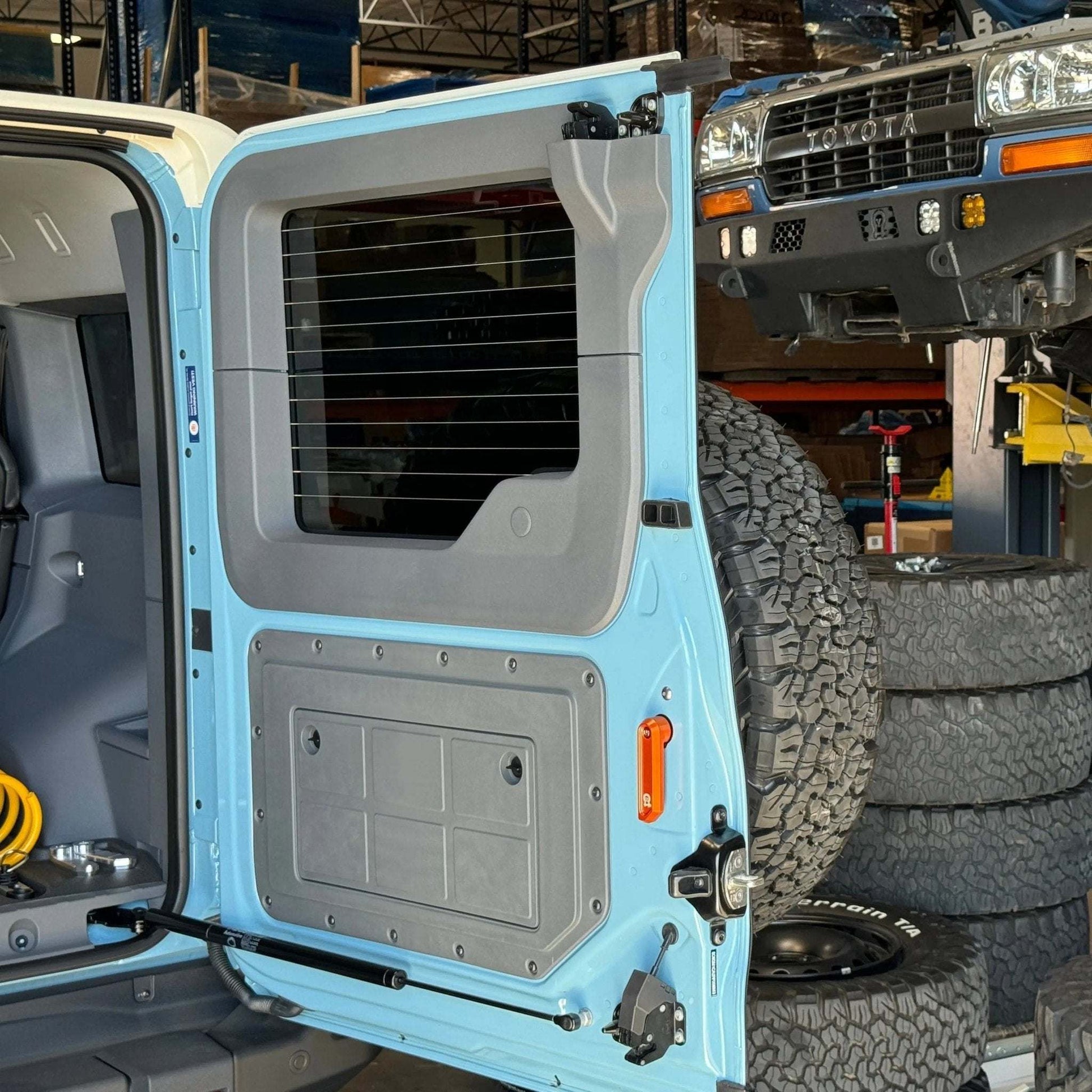 Aluminum Rear Door Handle for INEOS Grenadier, durable and aesthetically designed.