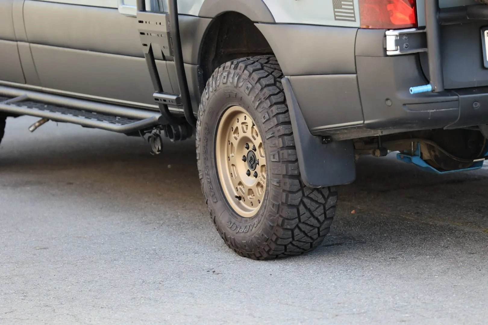 Sprinter Side Steps : Explorer - Owl Outdoors