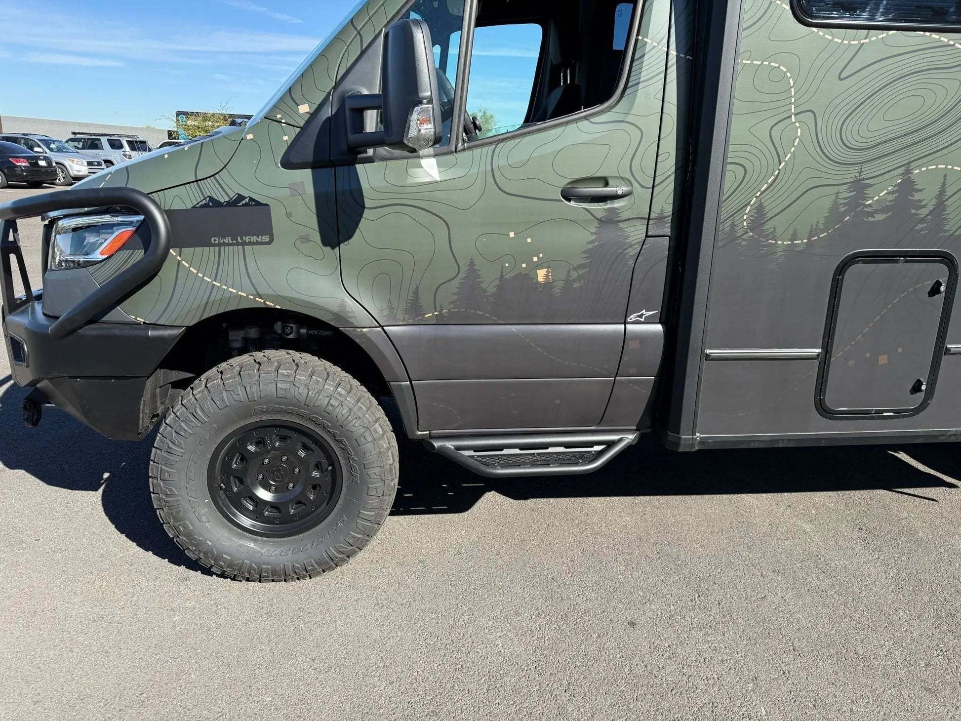 Owl Tubular Cab Step for Sprinter Ekko - Owl Outdoors