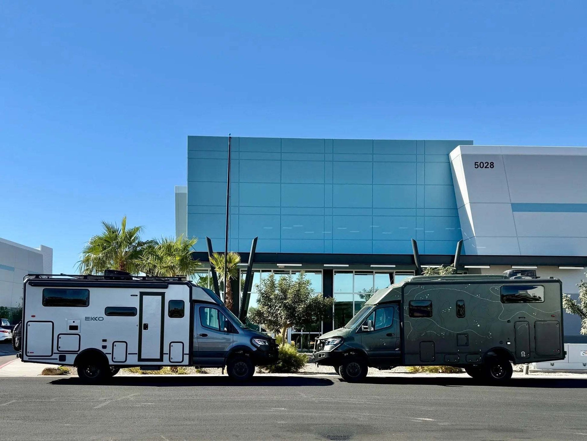 Sprinter Suspension : Stage 6.3 2" Lift (3500 AWD) by Van Compass