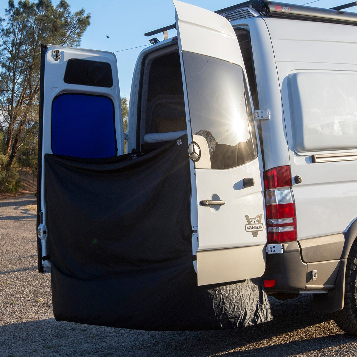 ROLEF Exterior Magnetic Camper Van Shower Curtain