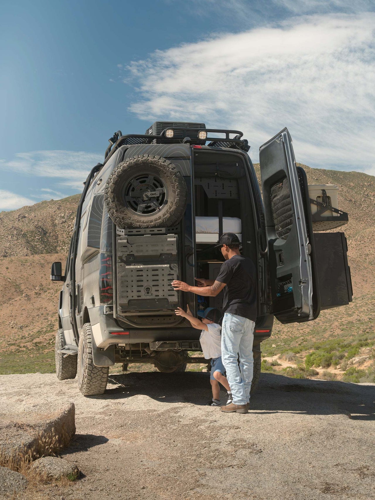 B2 Flex: Sprinter Full Rear Door Carrier (2019+) Carriers – view 30