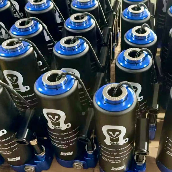 High performance Sprinter Van Jack bottle jacks with durable construction and blue tops for offroading reliability