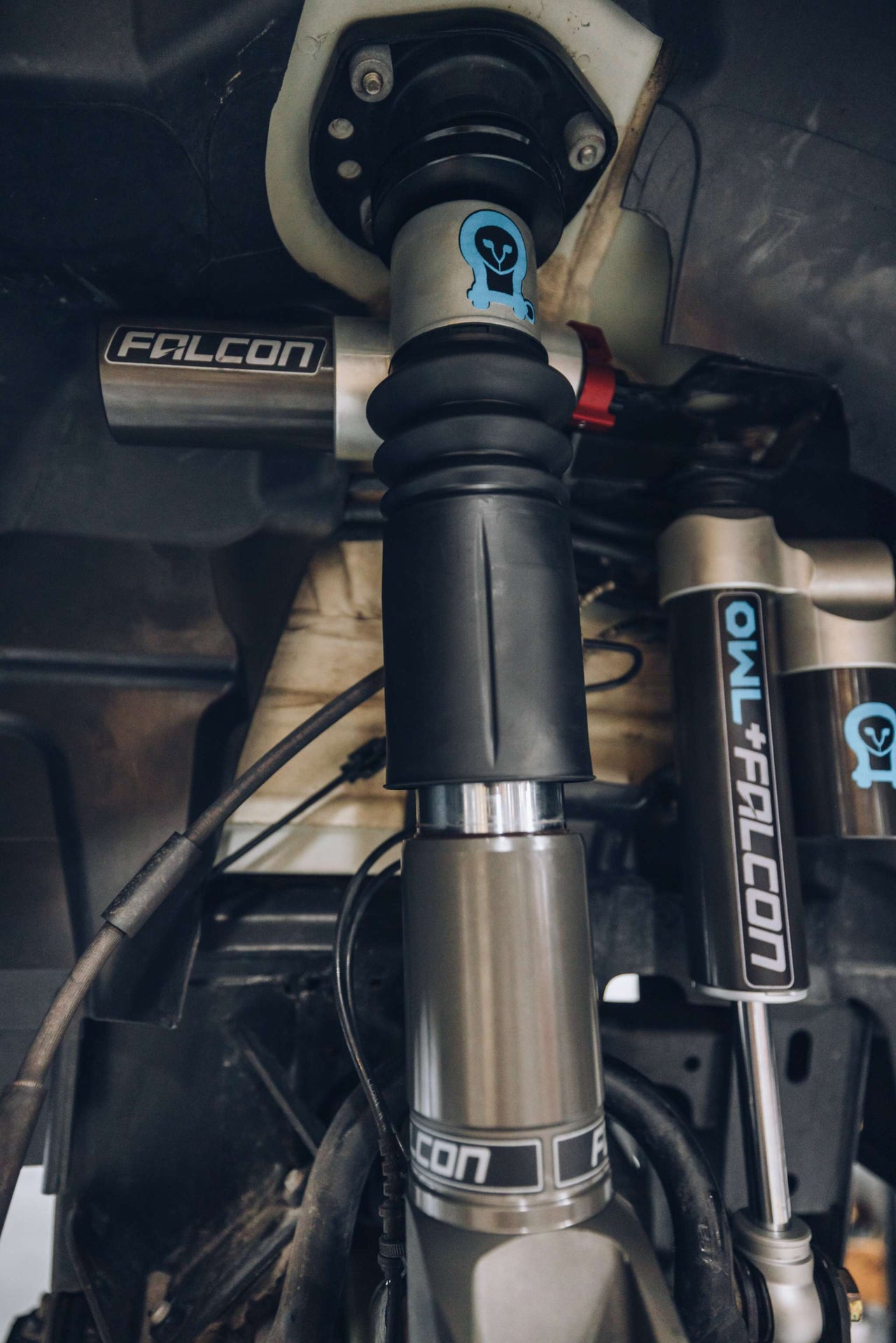 Arrow Pro Series adjustable Sprinter strut for 2015+ AWD and 4x4 vans with enhanced suspension control and durability
