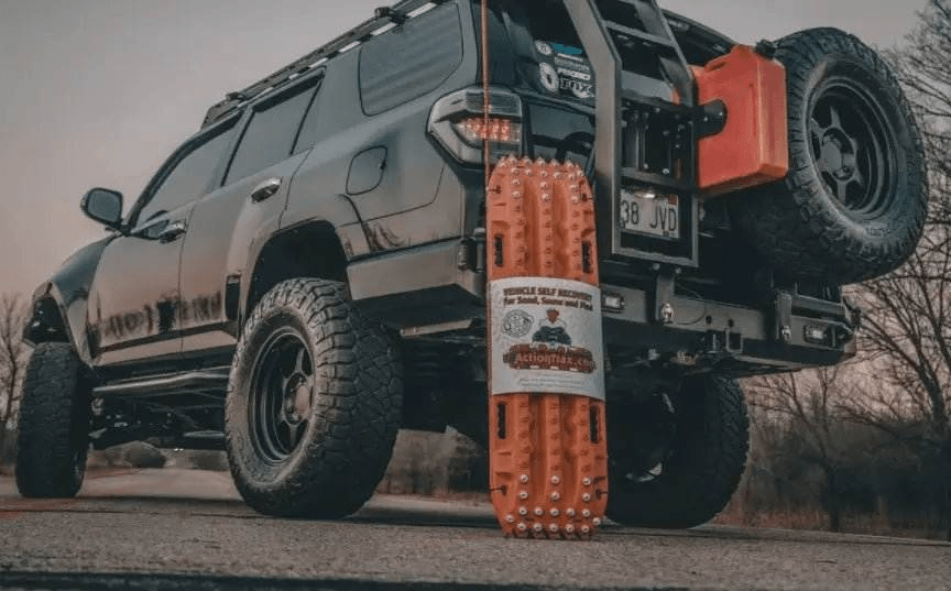 ActionTrax ActionTrax Traction Boards (Steel Nubs) - Owl Outdoor