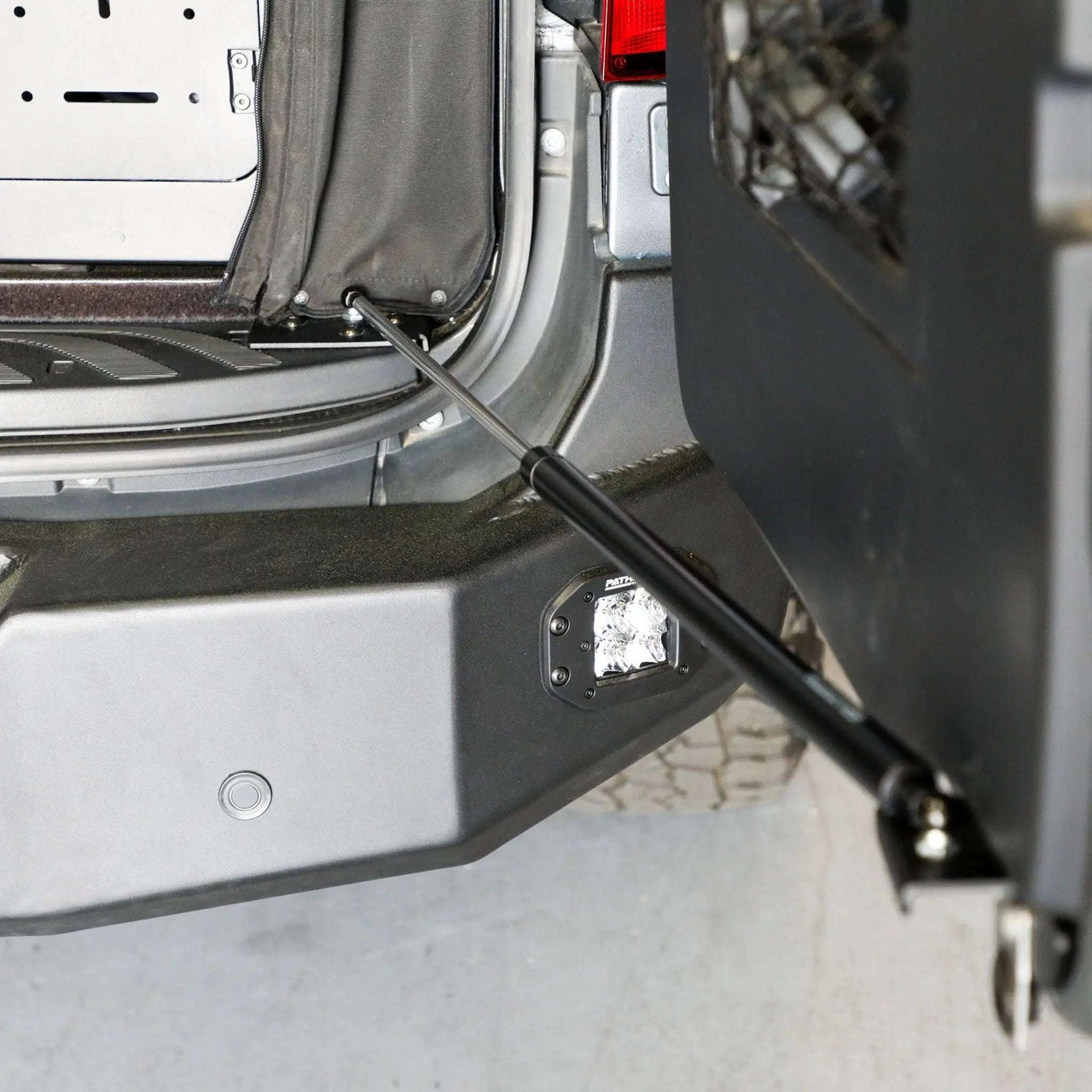Canyon Adventure Vans Sprinter VS30 2019+ Door Struts : Stop-Stay Rear - Owl Outdoor