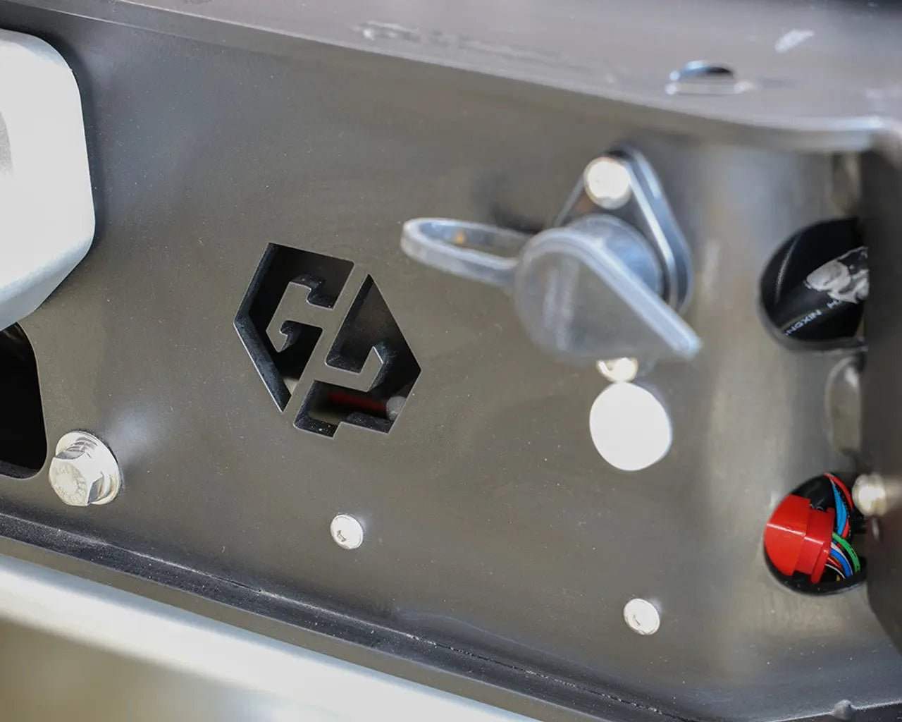 GP Factor Grenadier Winch Kit : Hidden 12.5K Winch - Owl Outdoor