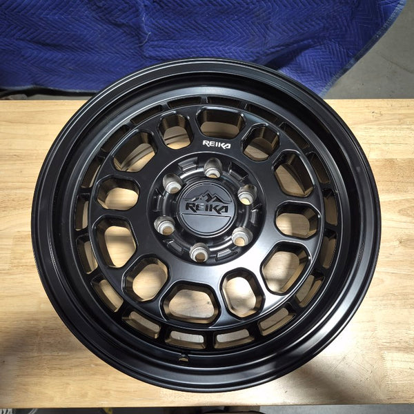 Black Rambler Sprinter 2500 Wheel R35V [Reika]- Open Box #2