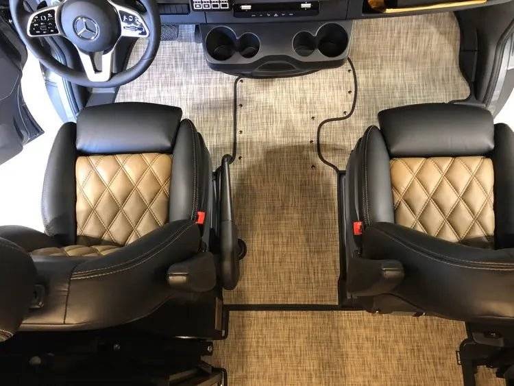 Revel Floor Mats (2025) – view 12