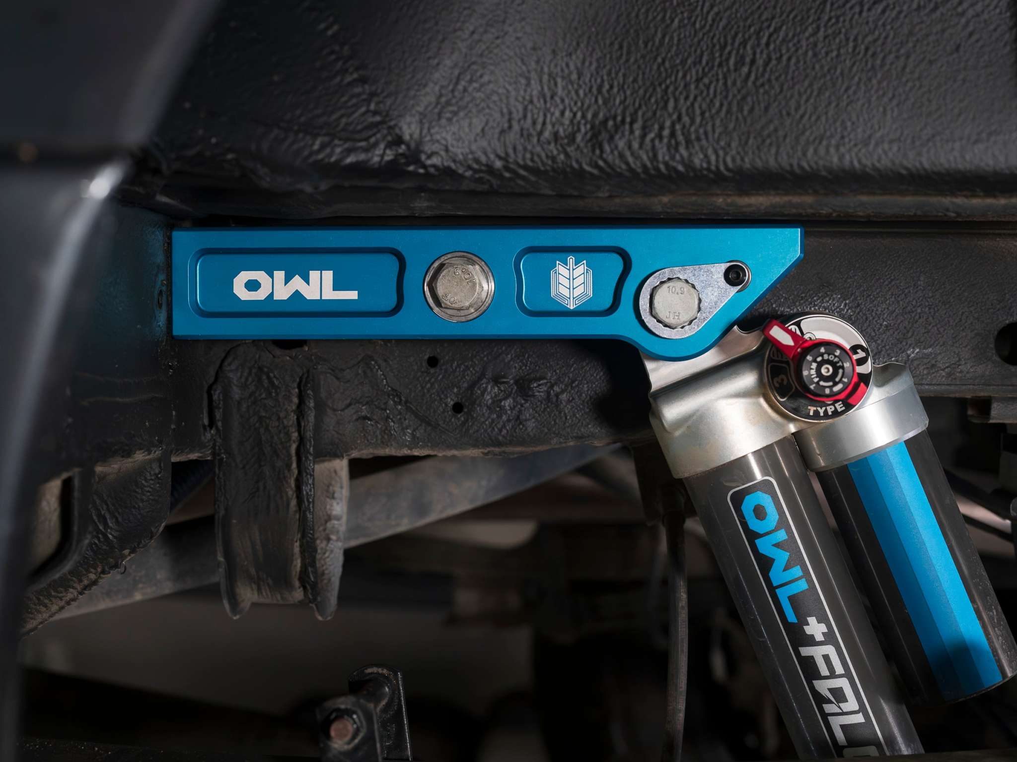 Owl Arrow Billet Compound Rear Suspension Bracket for Sprinter - Owl Outdoor