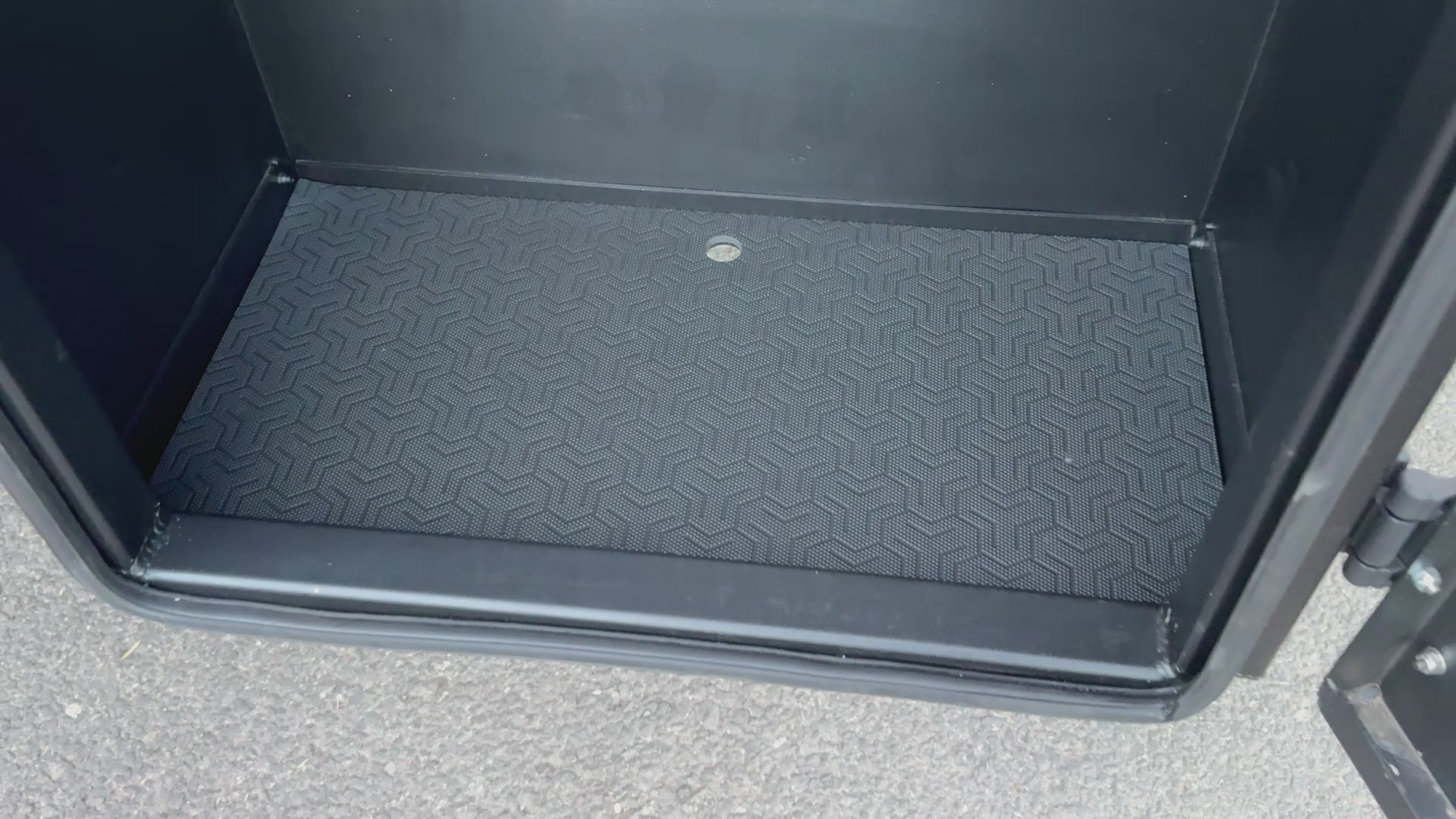 Owl Alpine Box (Ski, Snowboards, & Golf)