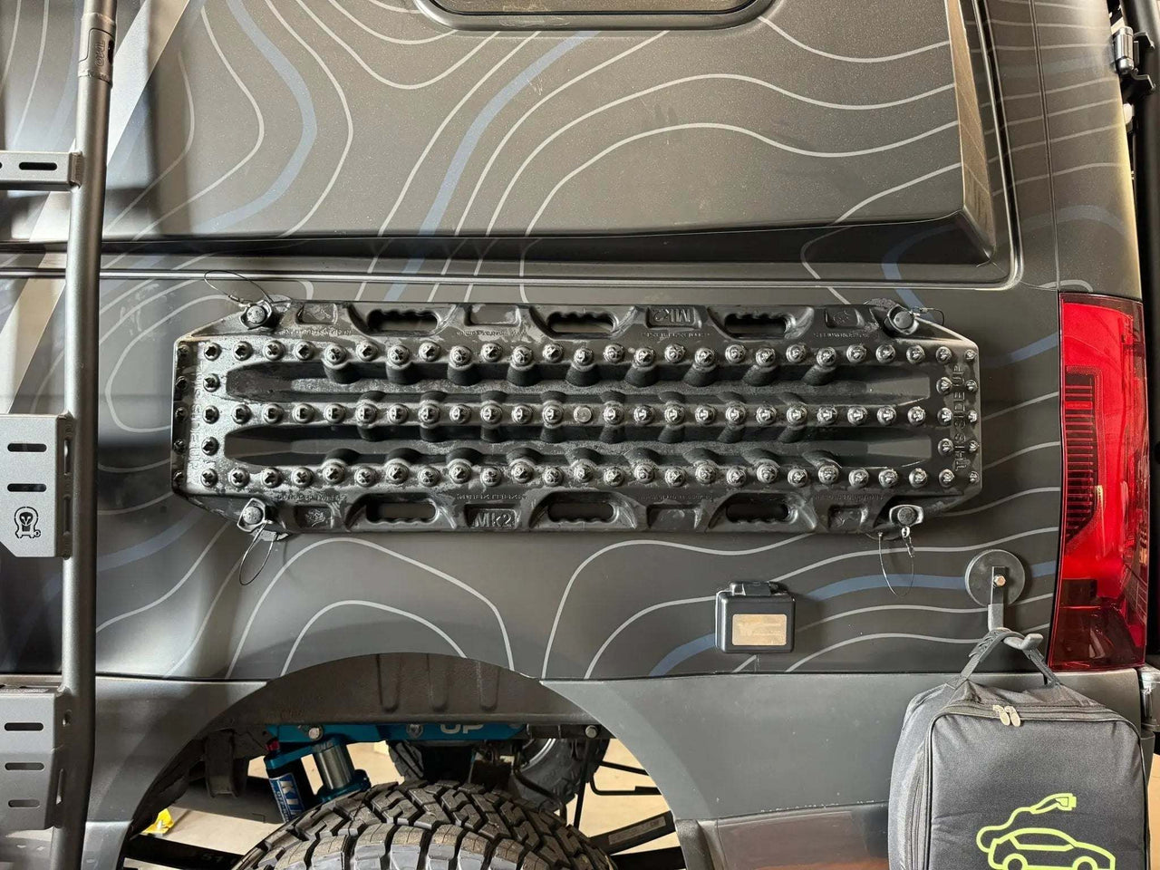 Magnetic Traction Board Mount – view 19